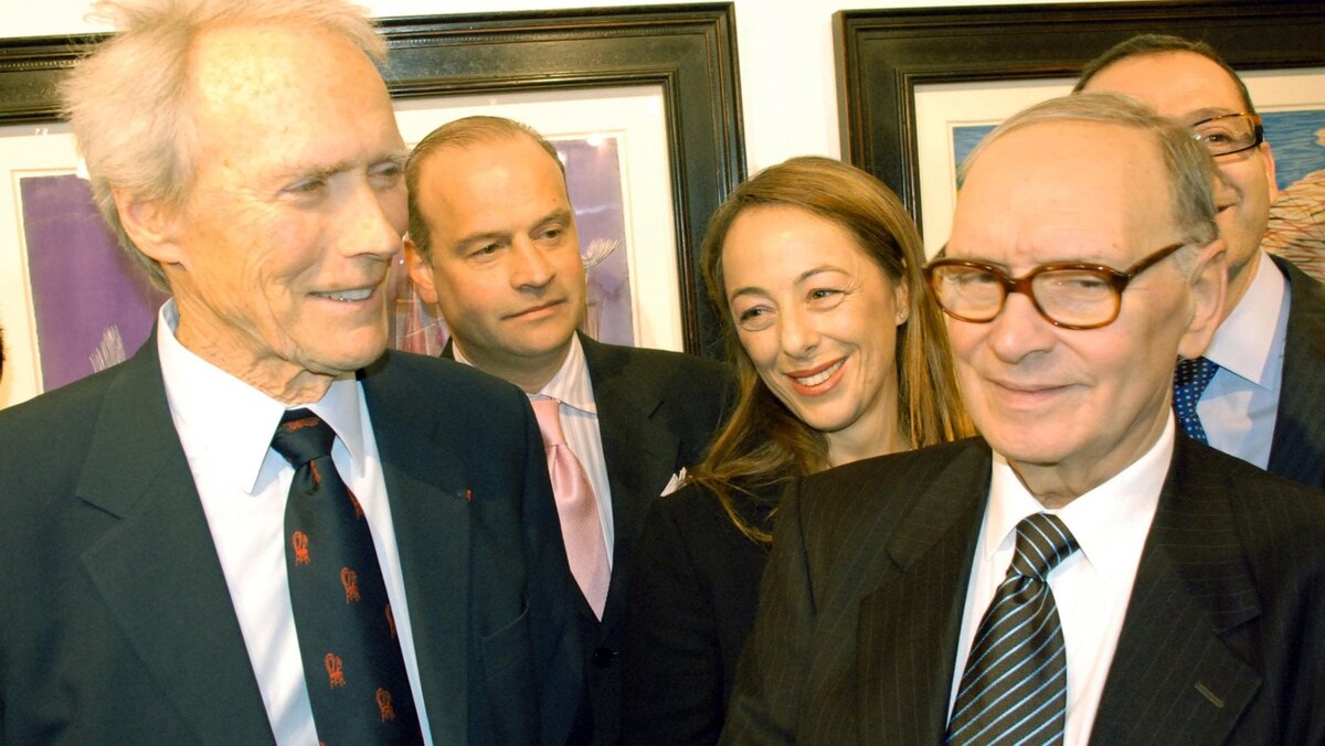 Кино (слева) и Музыка (справа)