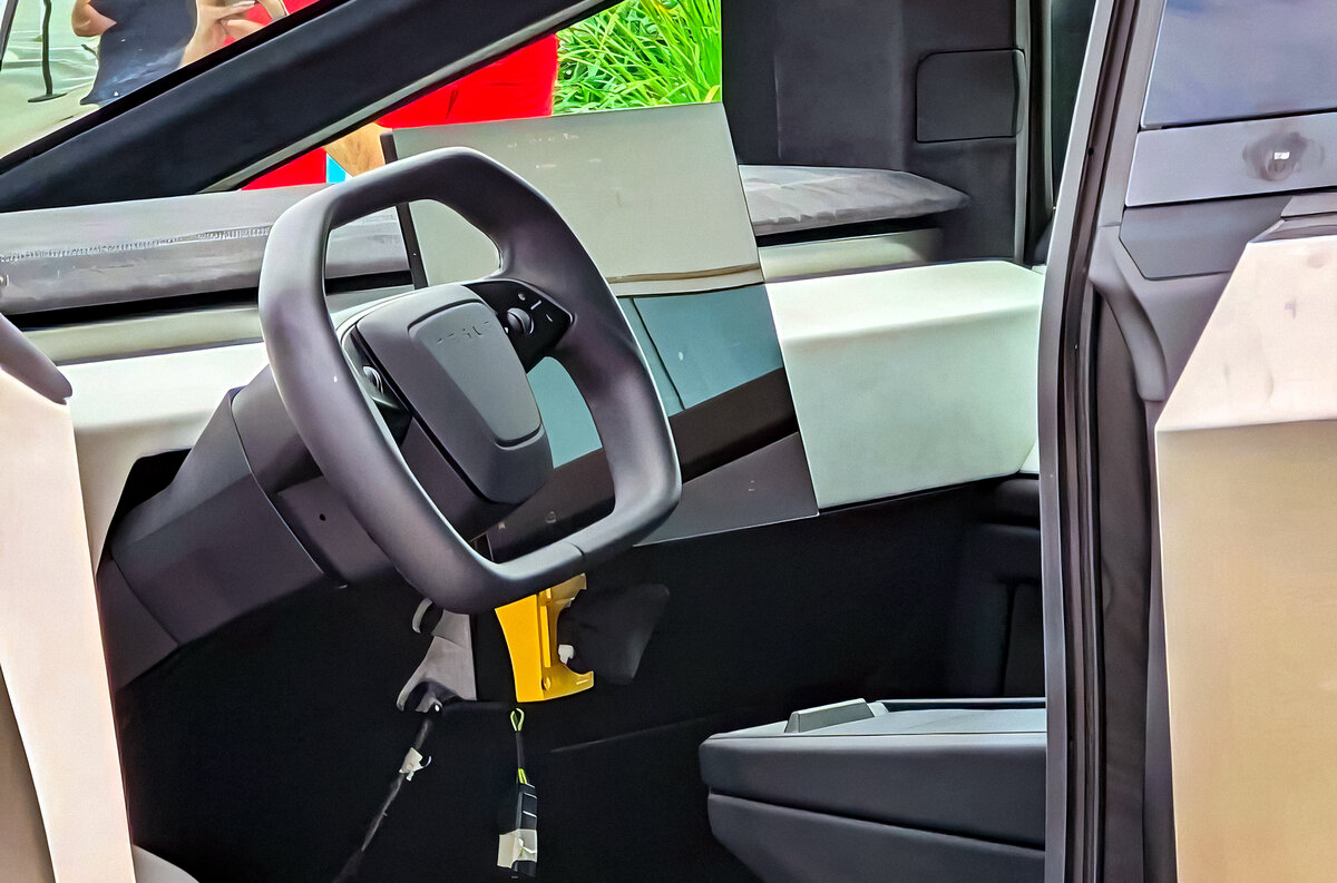    Tesla Cybertruck   
Cybertruck Owners Club