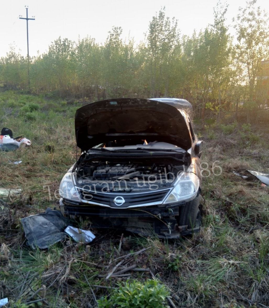    В Югре 15-летний подросток на Nissan устроил ДТП