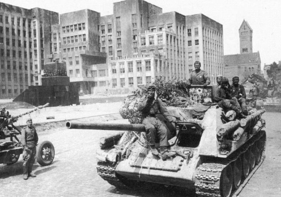 Что планировало советское командование в начале 1944 г удалось ли реализовать эти планы