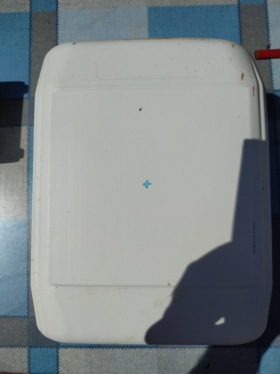 Фото: центр отмечаем фломастером.