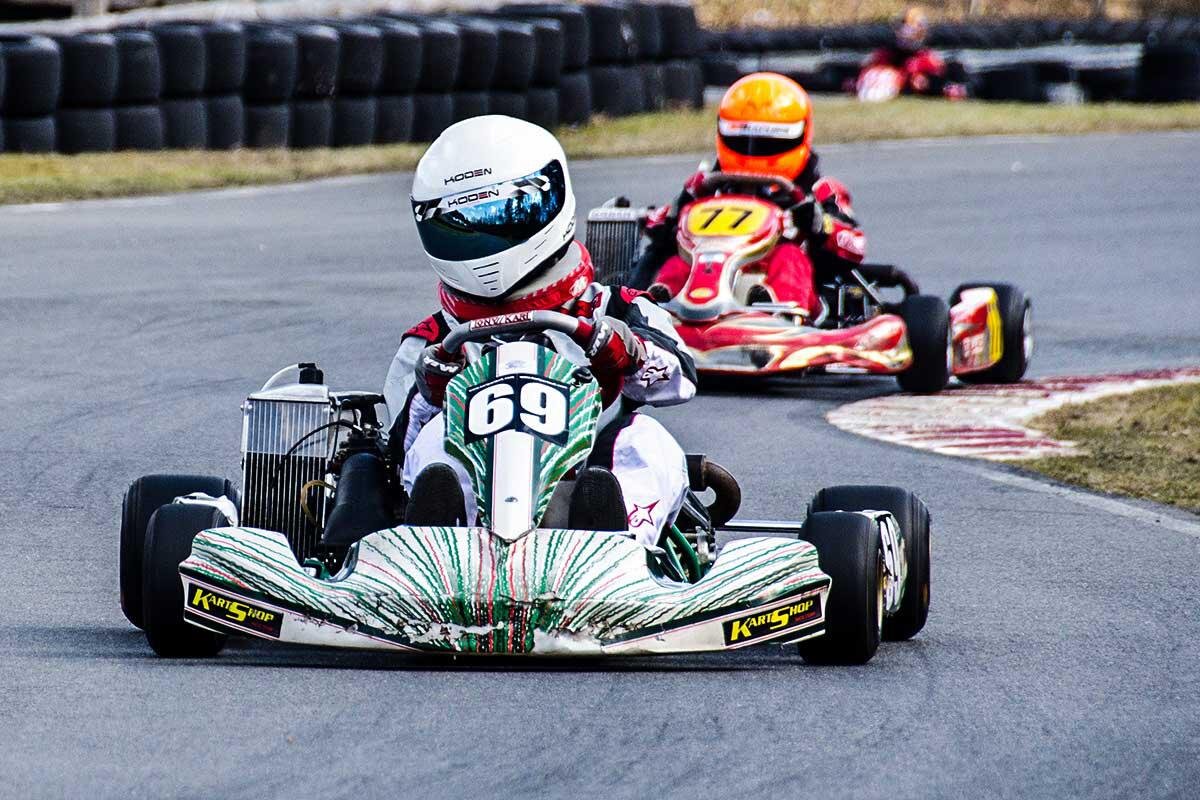 Karting. Картинг. Спортивный картинг. Картинг спорт. Картинг машина.