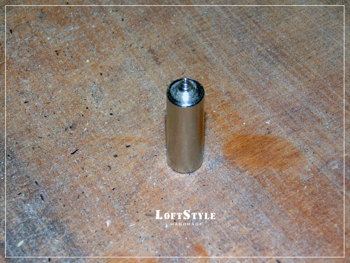 центрирующий штифт