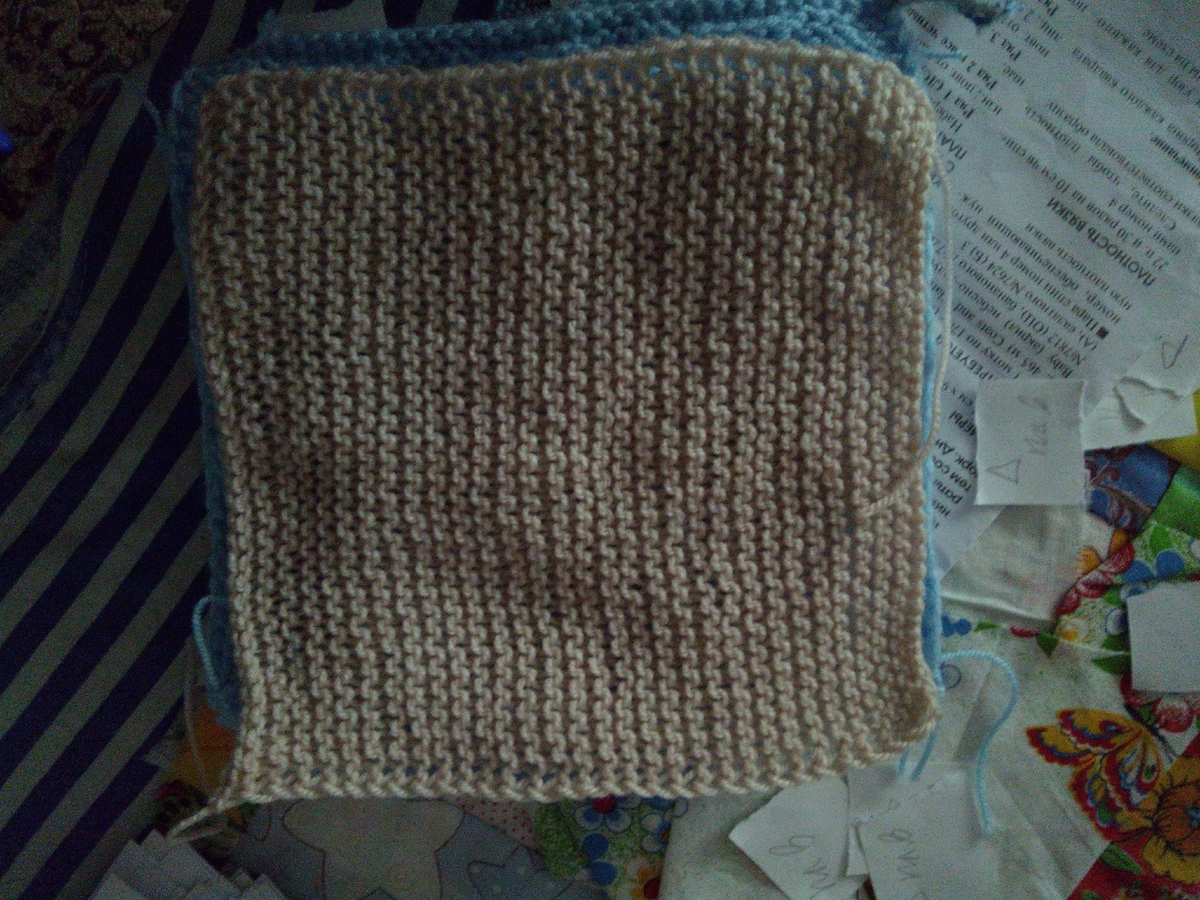 Квадрат платочной вязкой.