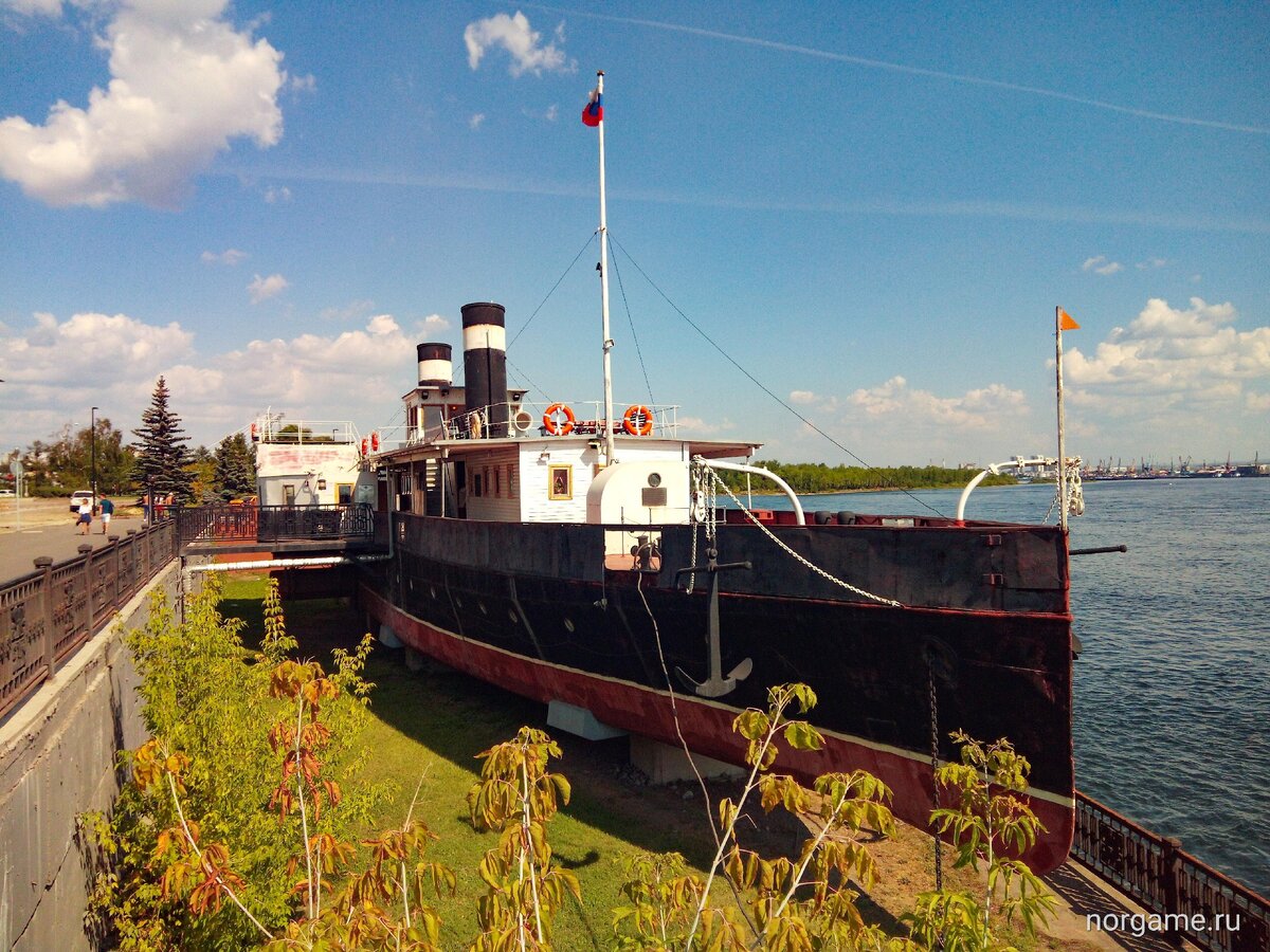 Пароход-музей Святитель Николай