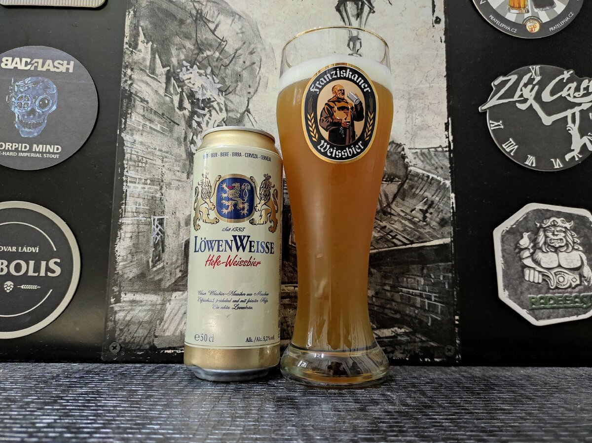 LöwenWeisse в бокале Franziskaner