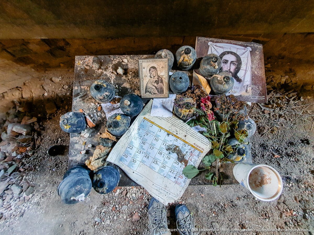 Зашла в заброшенный храм и застыла в растерянности: показалось, что там висит икона Андрея Рублёва