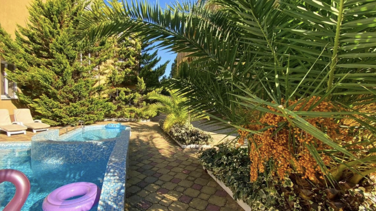 придомовая территория