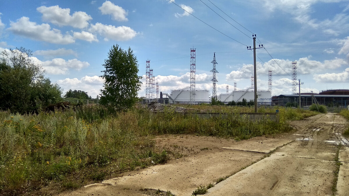 Екатеринбург. Мкр Компрессорный. «На поселке» | Одно место | Дзен