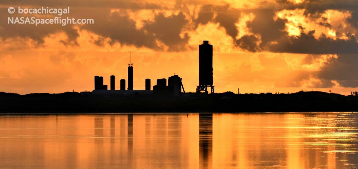 Вид на Starship SN5 (источник: https://twitter.com/BocaChicaGal)