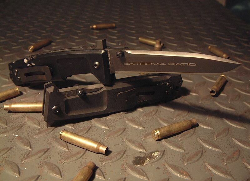 Тактический складной нож