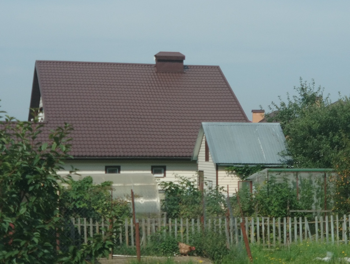 Трубы защищают от погоды: вода и снег внутри могут охладить воздух