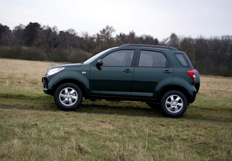 дайхатсу териос 2008, фото с сайта favcars.com