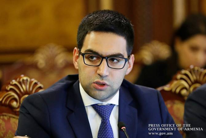 Министр юстиции Армении Рустам Бадасян 
