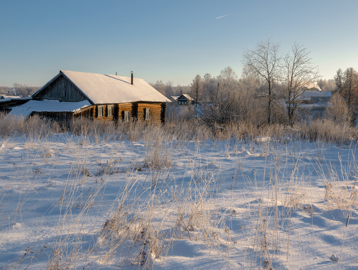 Утро в деревеньке на холмах. Автор фото Александр Архипкин 