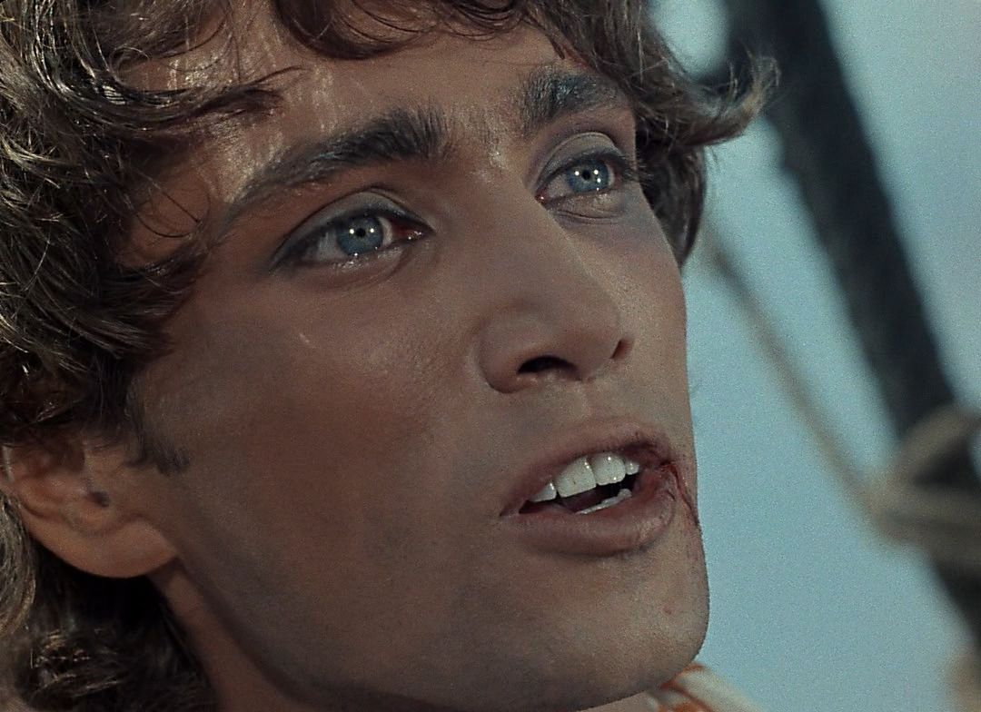 Кадры взяты из фильма.