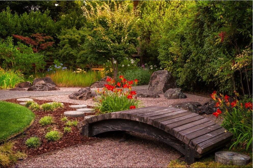 Мост через сухой ручей