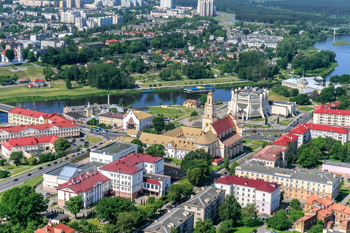 Старые города белоруссии. Г Гродно Белоруссия. Гродно город в Белоруссии. Гродно исторический центр. Гродно центр города.