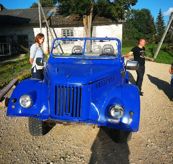 Какой автомобиль внешне напоминает собранный гибрид?!