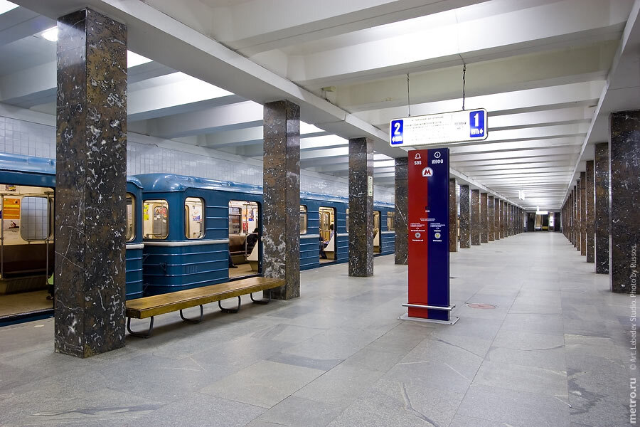 Названа по Северному речному вокзалу.