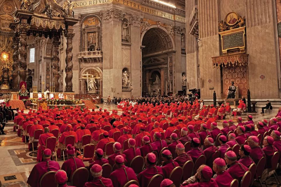 Конклав Ватикан. Конклав кардиналов. Коллегия кардиналов в Ватикане. Сикстинская капелла собрание кардиналов.