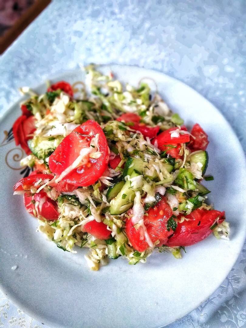 Лёгкий ПП-салат 🥗 | Овкусе.ру - Ежедневная готовка в радость! Пошаговые  рецепты с фото | Дзен