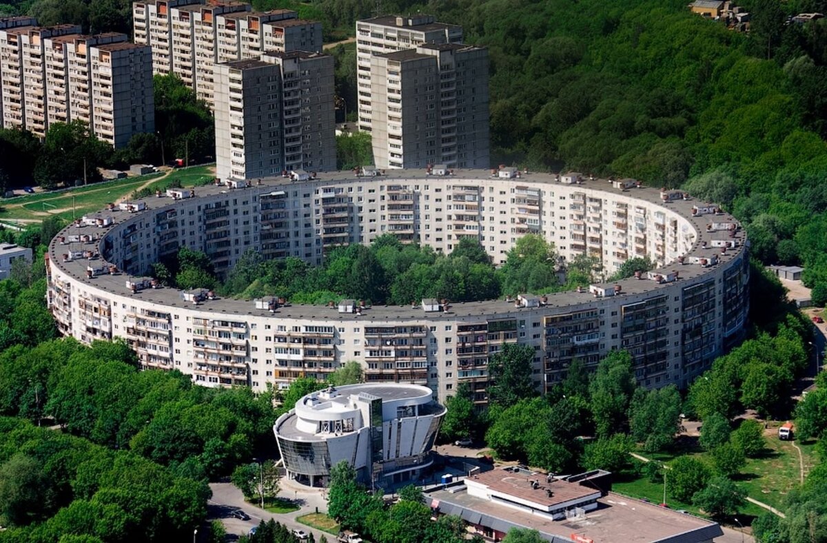 круглый дом в москве где находится