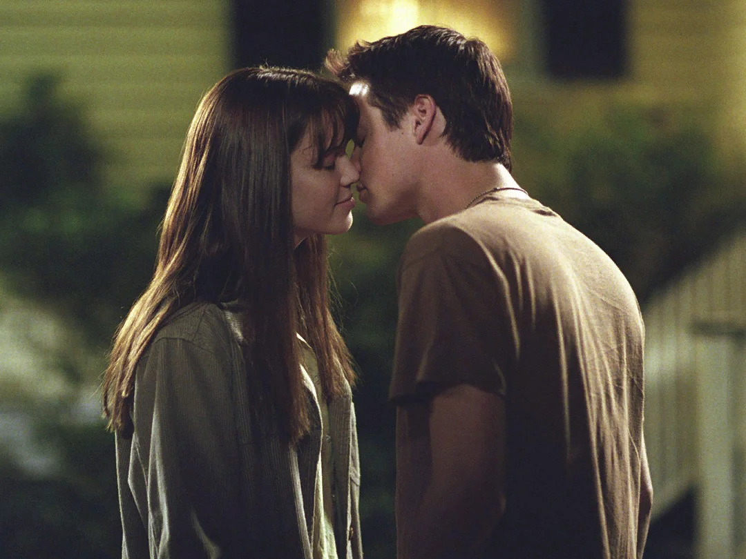 Спеши любить a walk to remember (2002). Мэнди Мур спеши любить 2002.