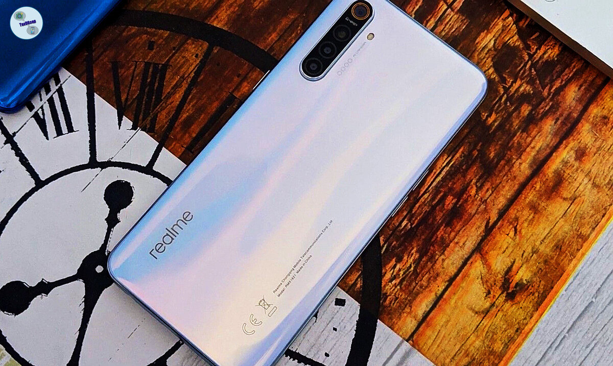 Смартфон Realme X3