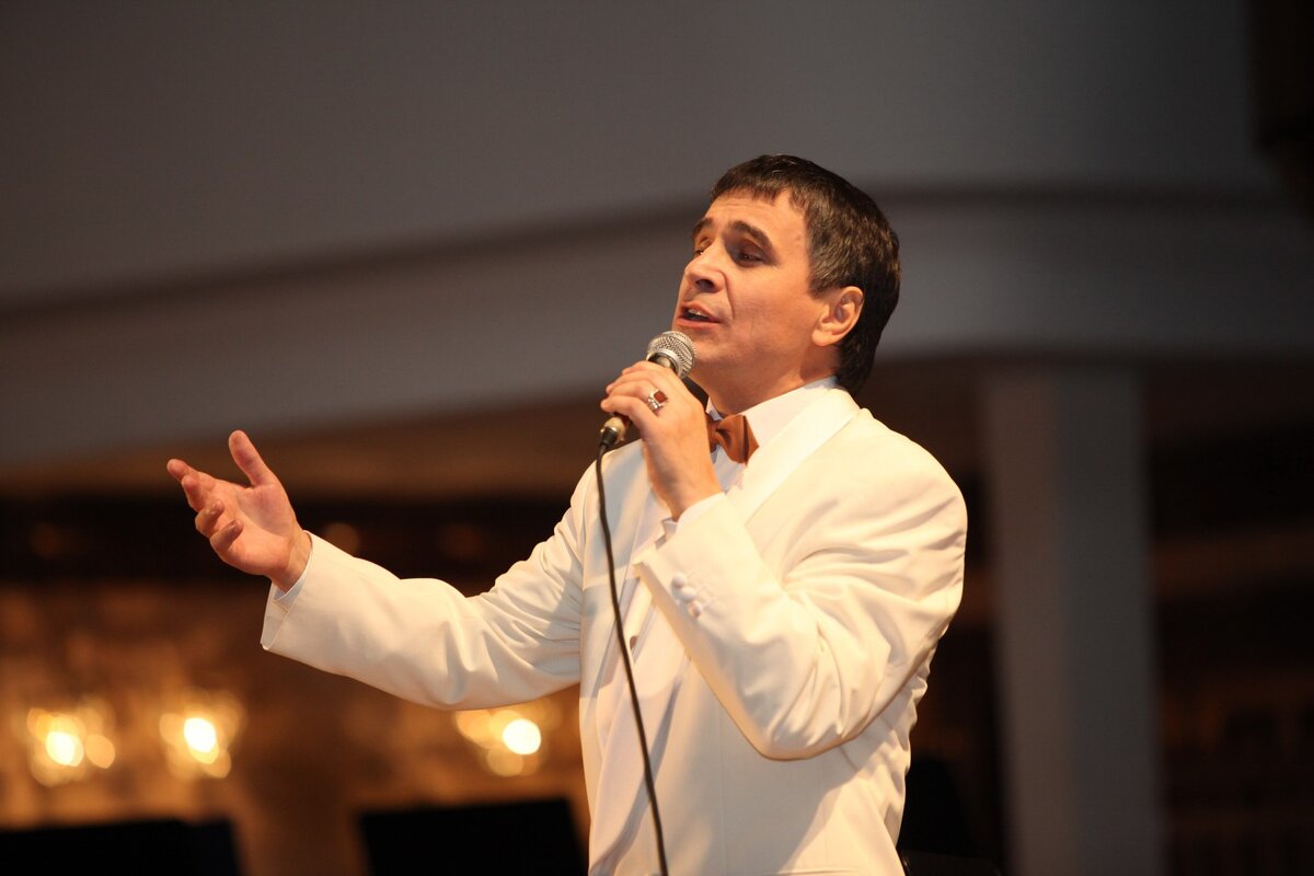 идрис газиев биография. идрис мударисович газиев. идрис газиев биография. идрис газиев биография. известные певцы башкортостана идрис газиев.