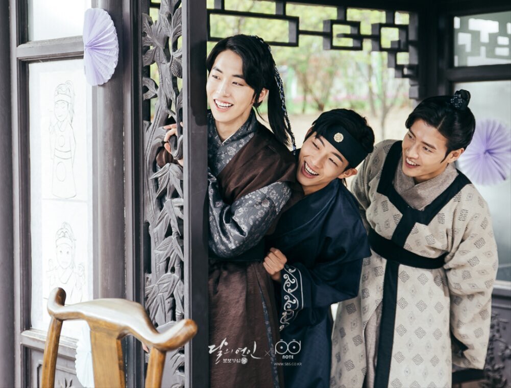 Хван Чжон Алые сердца. Moon lovers: Scarlet Heart Ryeo. Нам Джун хёк лунные влюбленные. Чи Су Алые сердца коре.