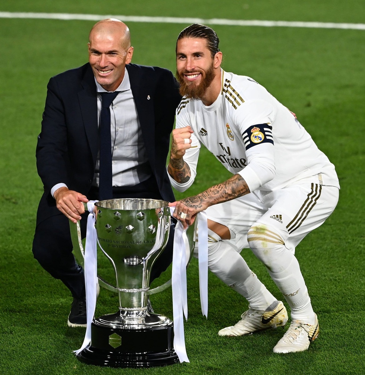 Президент «Реал Мадрида» прокомментировал победу клуба в чемпионате Испании. Мадридский клуб достиг её за тур до конца Ла Лиги, обыграв «Вильярреал» (2:1). 