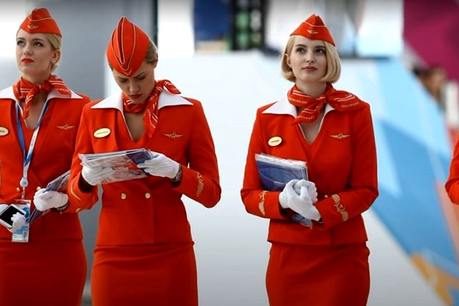 Id aeroflot. Авиакомпания Аэрофлот бортпроводники. Стюардессы авиакомпании Аэрофлот. Стюардессы Флай Дубай. Форма стюардессы Аэрофлота.