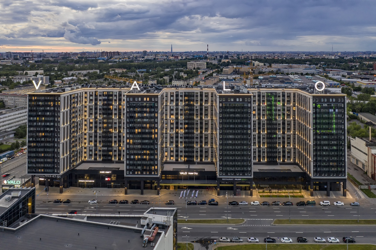 Отель вало петербург. Апарт отель Вало Санкт-Петербург. Вало апарт комплекс. Апарт отель valo Бухарестская. Улица Салова 61 Санкт-Петербург.