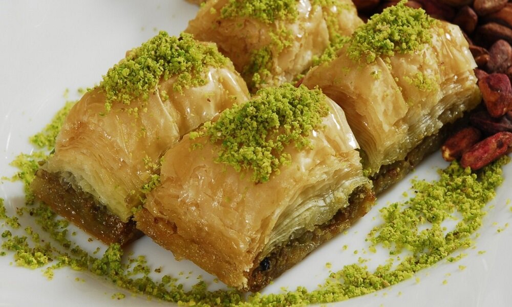 Пахлава с фисташками. Фото: Yandex/images