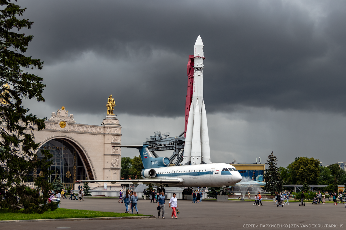 Пензенская область на вднх. Ту 154 ВДНХ. ВДНХ самолет ту 154. ВДНХ 2008 ту 154. ВДНХ вертолет 2022.