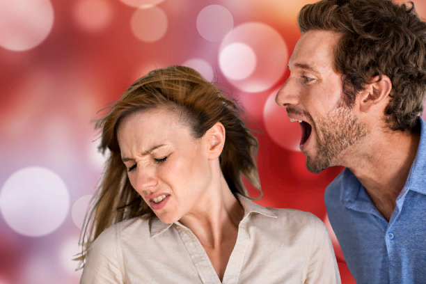 Постоянно слушаю унижения...