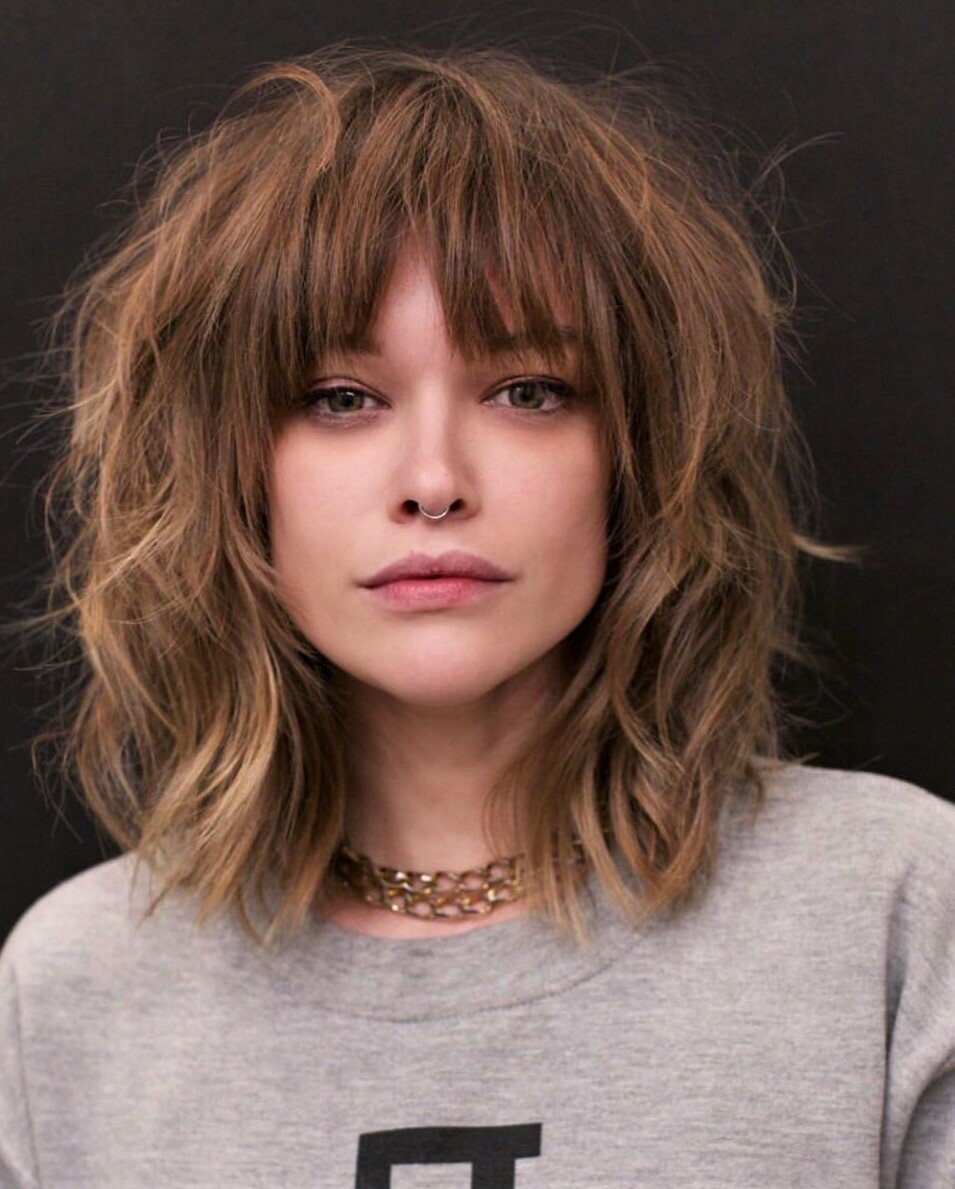 В характере, в манерах, в стиле, во всем прекрасное – это простота. (Генри Уодсворт Лонгфелло)