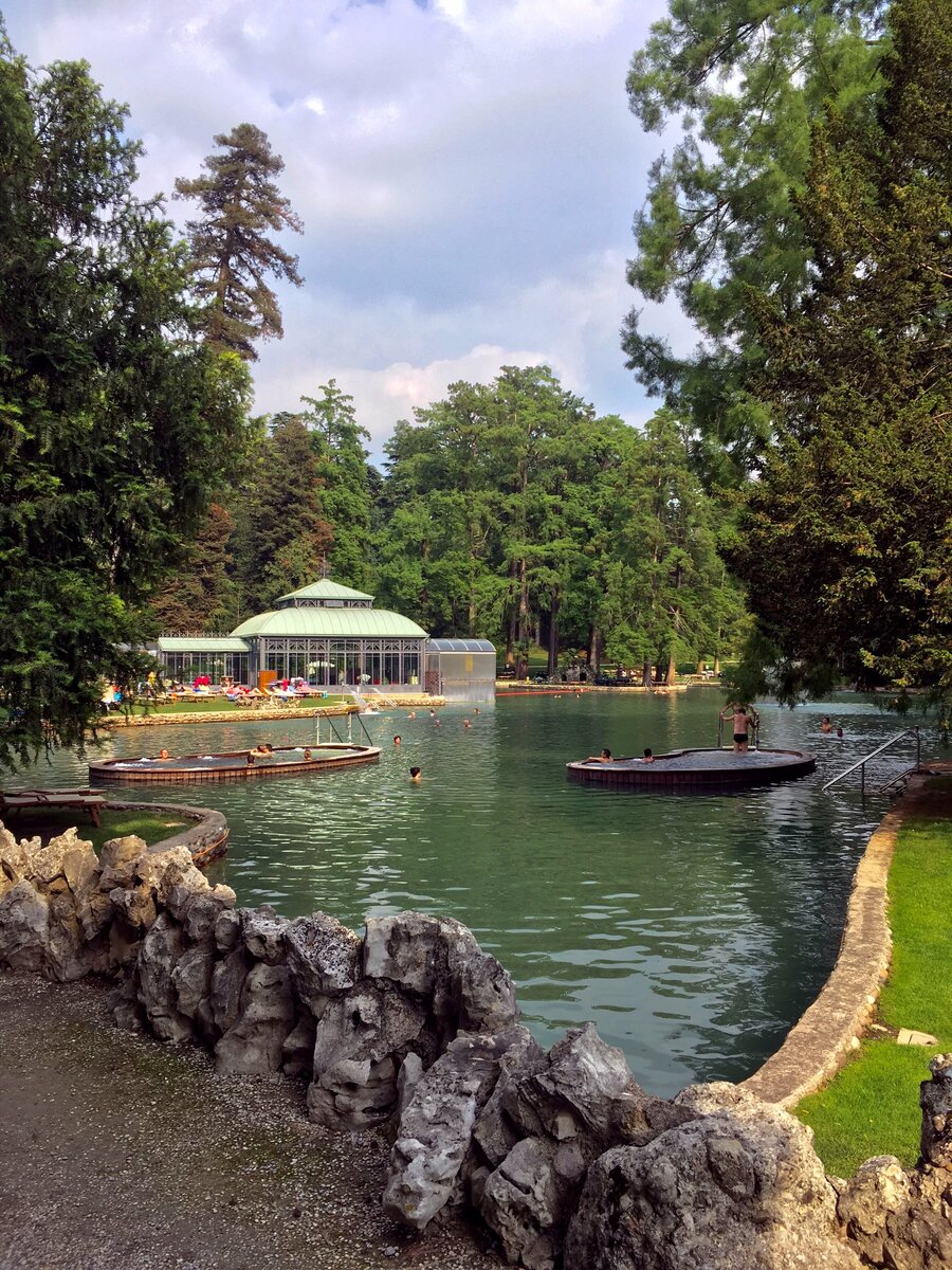 Villa dei Cedri Thermal Park. Озеро с термальной водой