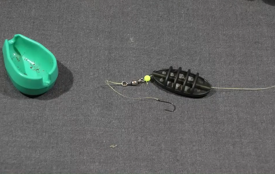 Флэт метод. Оснастка флэт метод для фидера. Флэт фидер оснастка. Флэт фидер. Флэт фидер оснастка на карася.