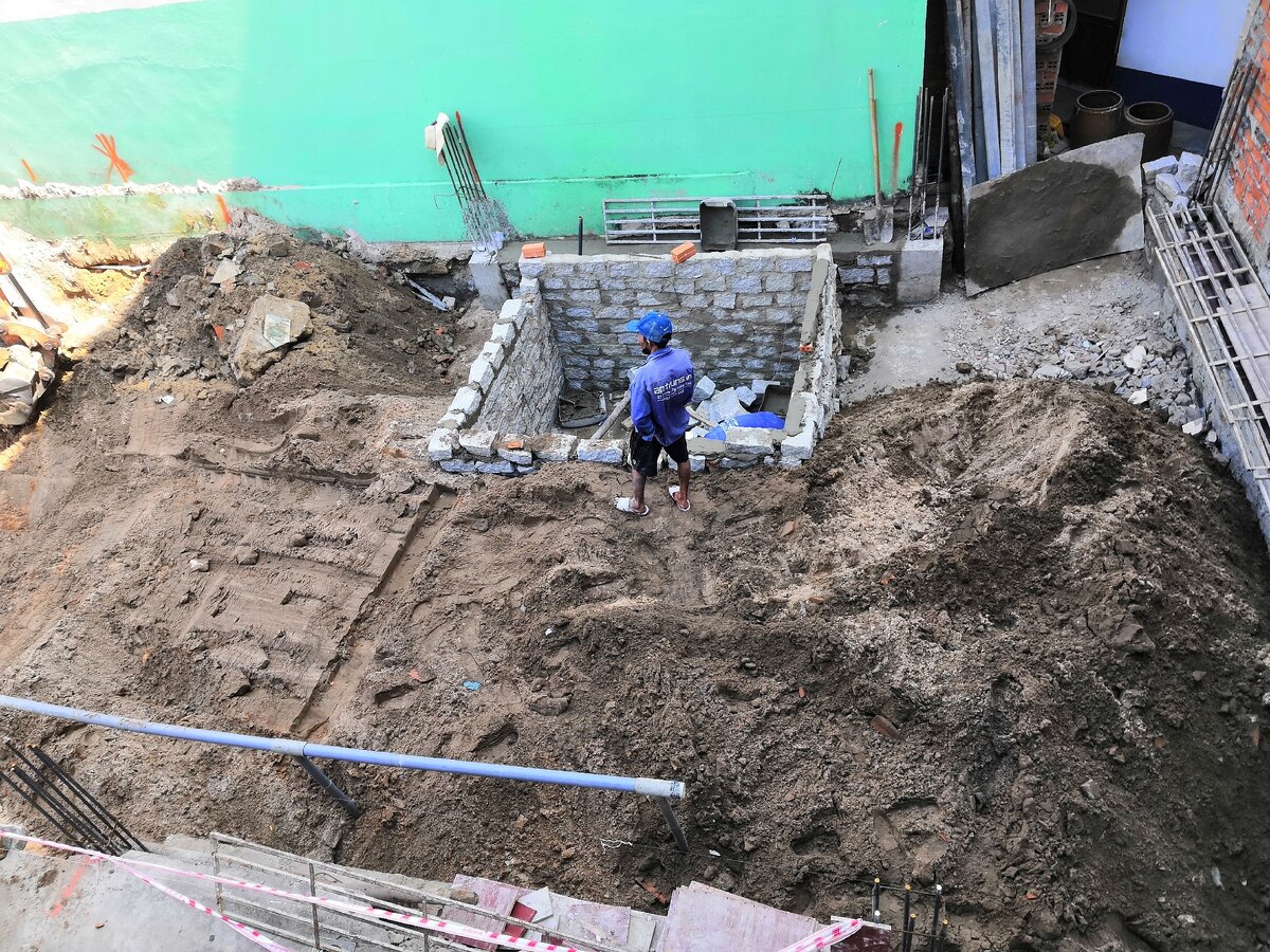 Сборка ямы для канализации