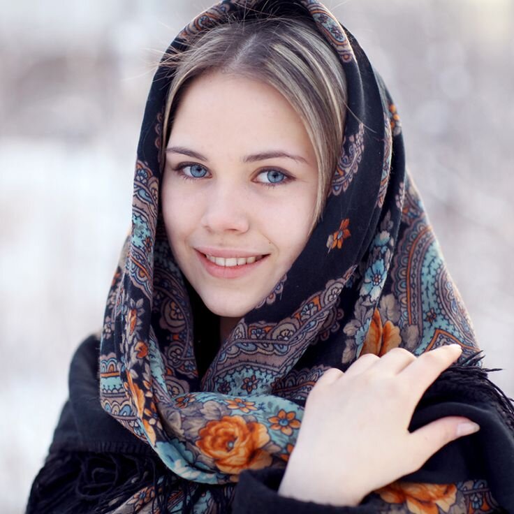 Источник фото: pinterest.ru. Красивая русская женщина.