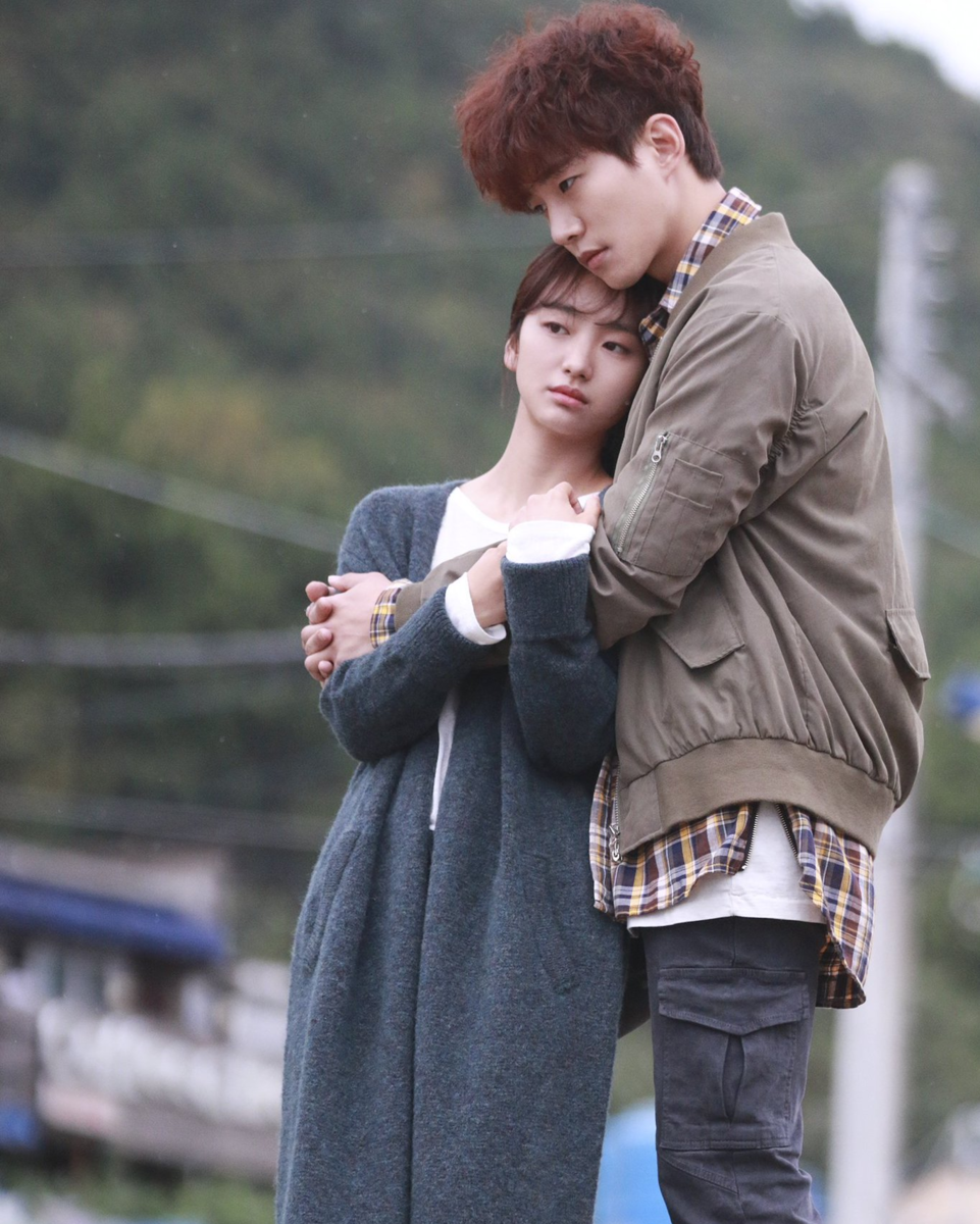 Ли джун хо безрассудно влюбленные. Дорама только между влюбленными. Только между влюблёнными сериал 2017–2018. Дорама только между влюбленными поцелуй. Только между влюбленными софтбокс.