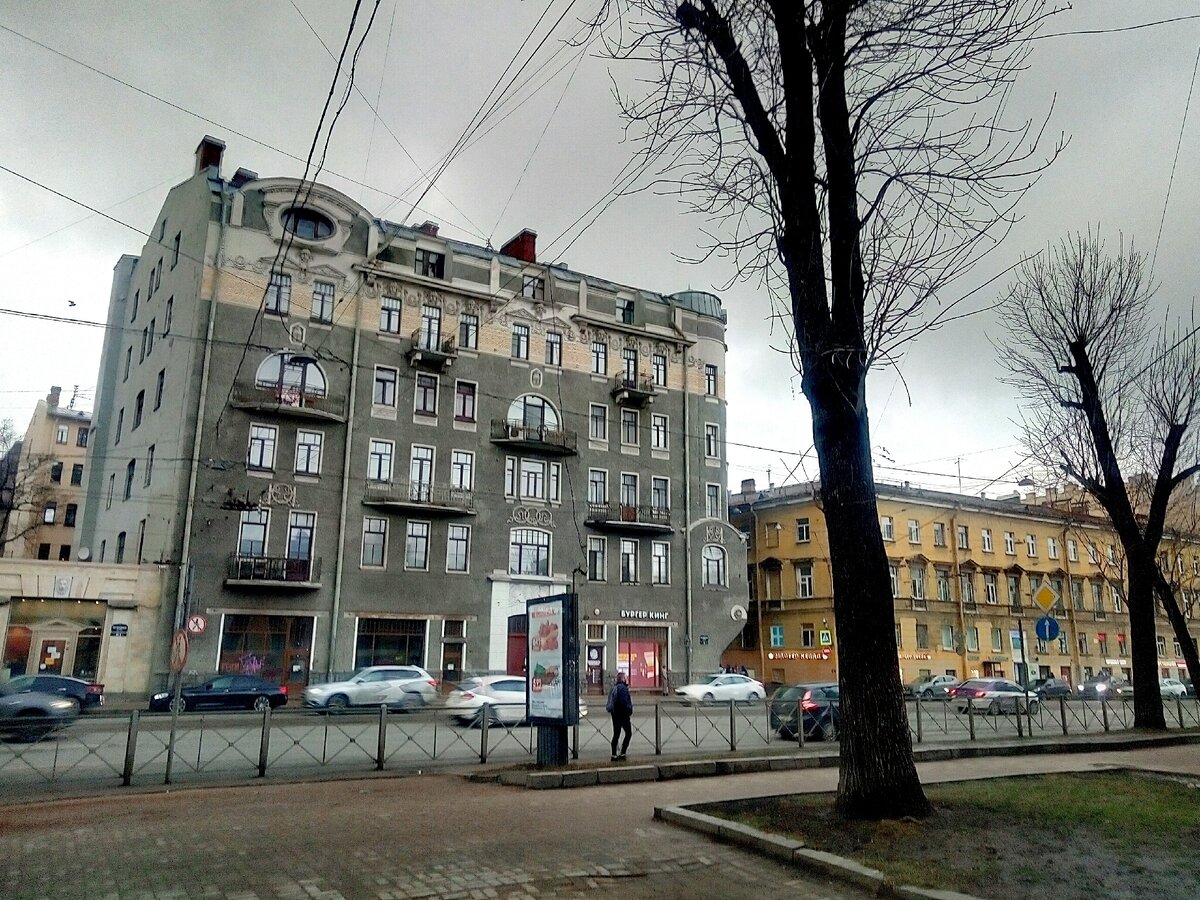 Вот он, тот самый доходный дом вдовы. Фото автора