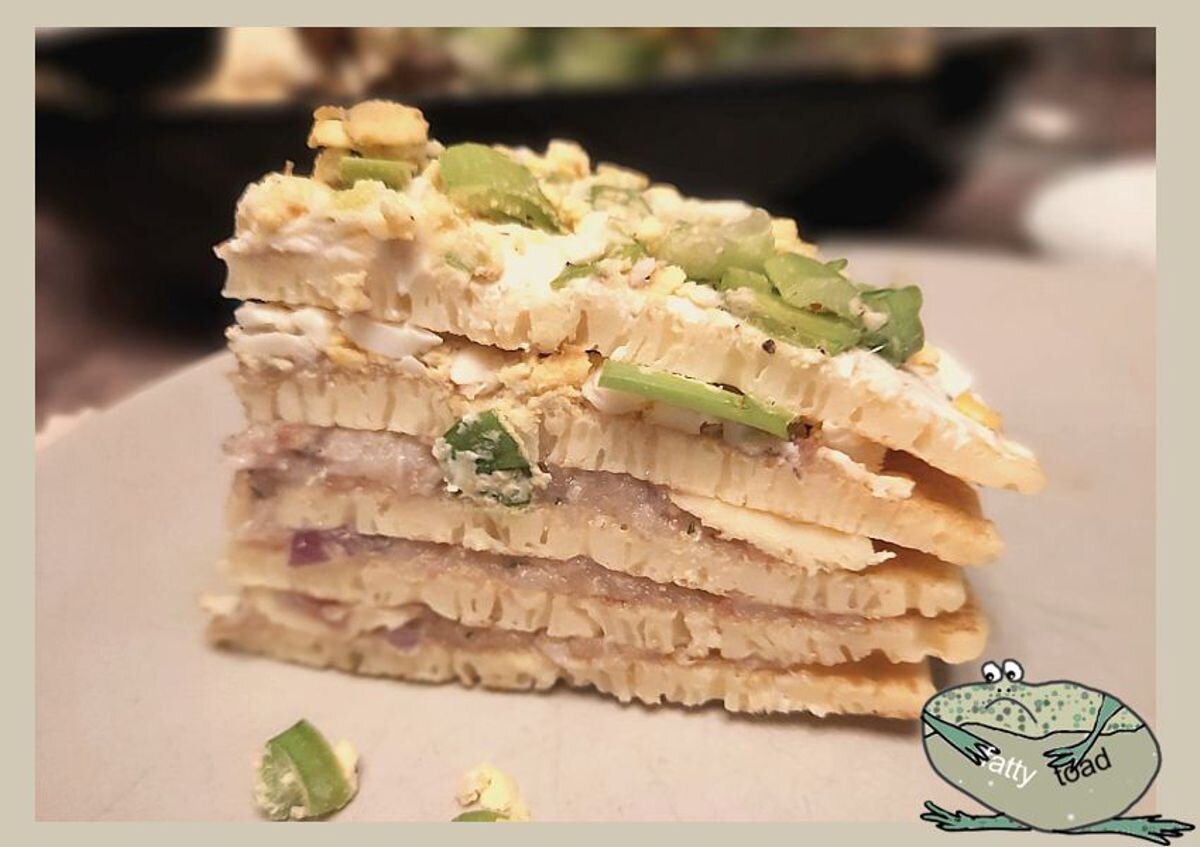 Блинная закуска с селедкой.