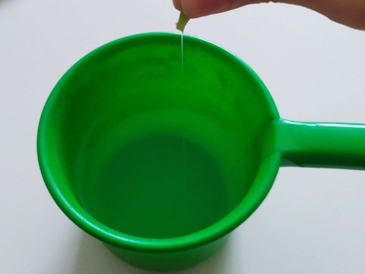 Делаю на основе сока алоэ обеззараживающий состав для протирания пола и других поверхностей в квартире