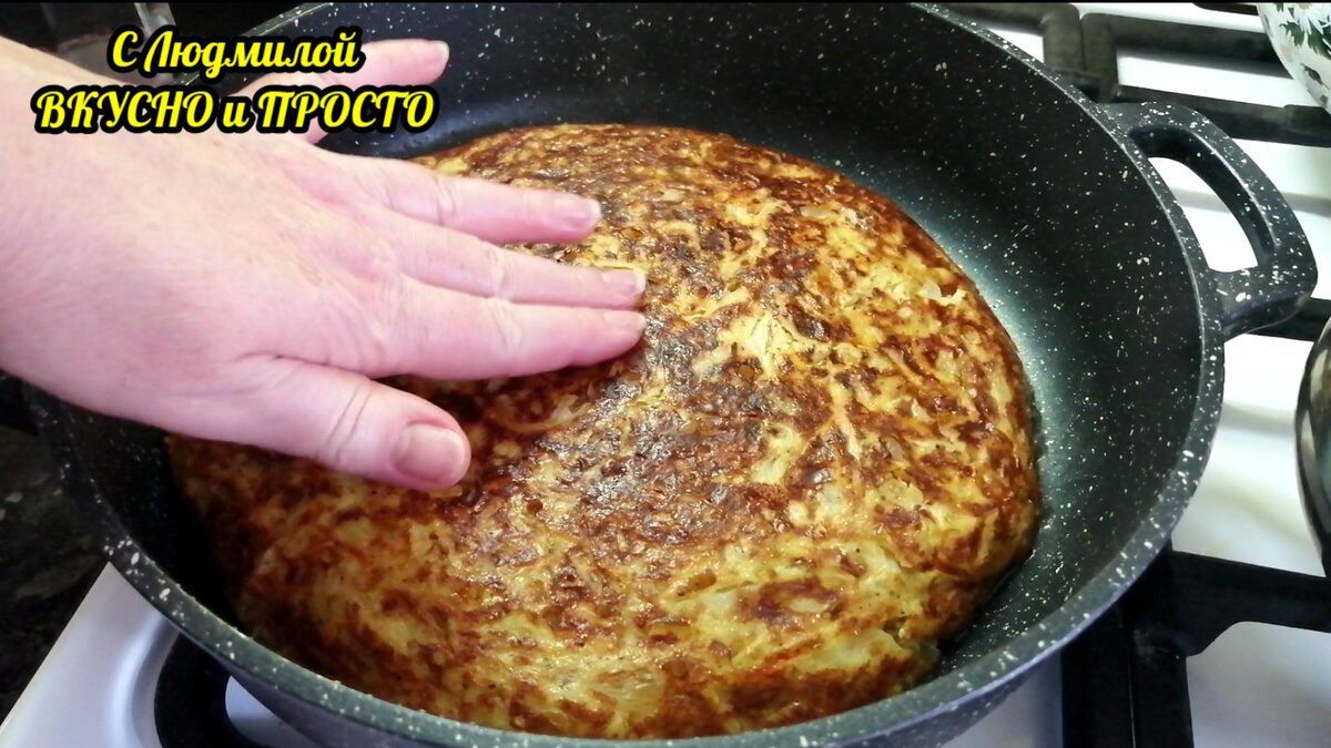 Капуста с манкой на сковороде