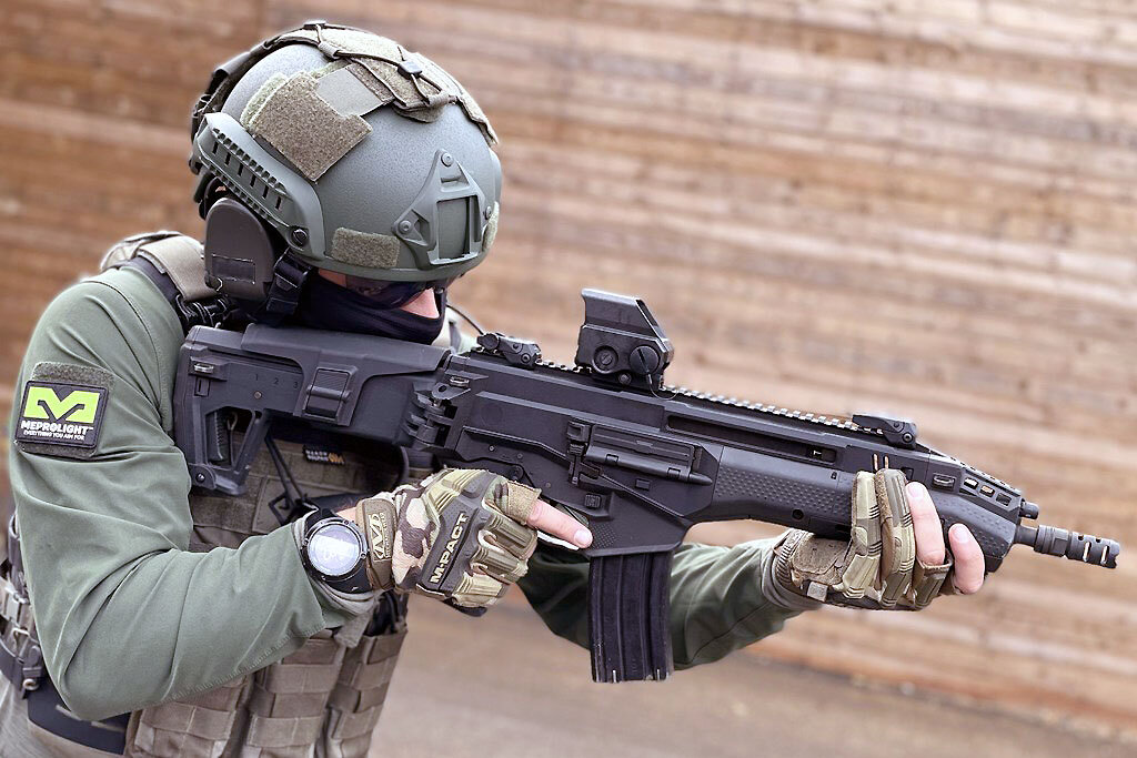 Новый коллиматорный прицел Mepro O2 фирмы Meprolight на винтовке IWI Carmel