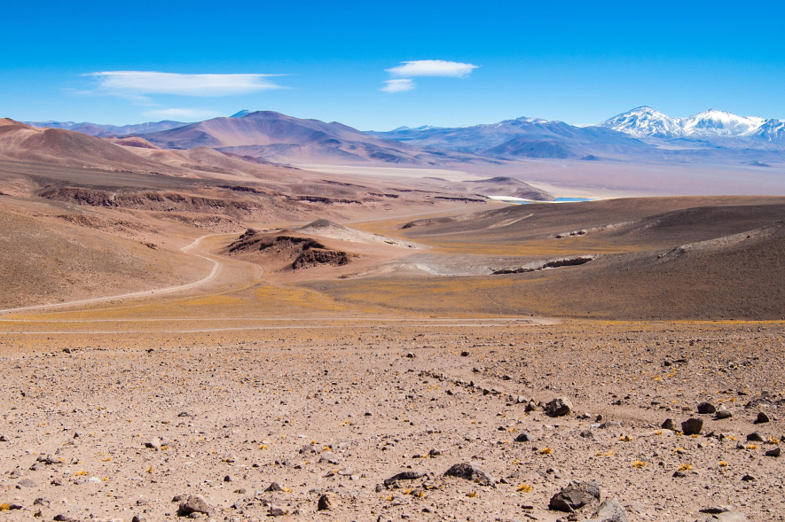 Самое сухое место в евразии. Чили пустыня Атакама. Самая сухая пустыня Атакама.