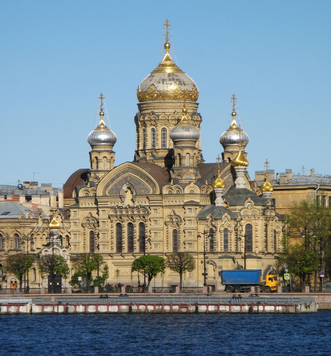 храм успения пресвятой богородицы в санкт петербурге на васильевском